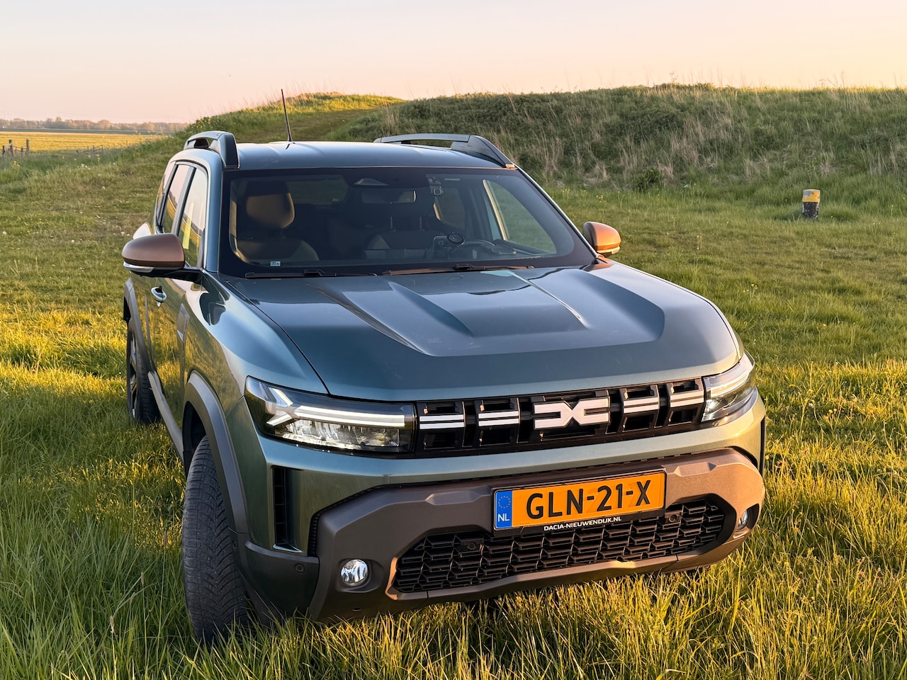 Dacia Duster - 1.2 TCe 130 mild hybrid 4x4 Extreme Fabrieksgarantie tot okt. 2029 - AutoWereld.nl