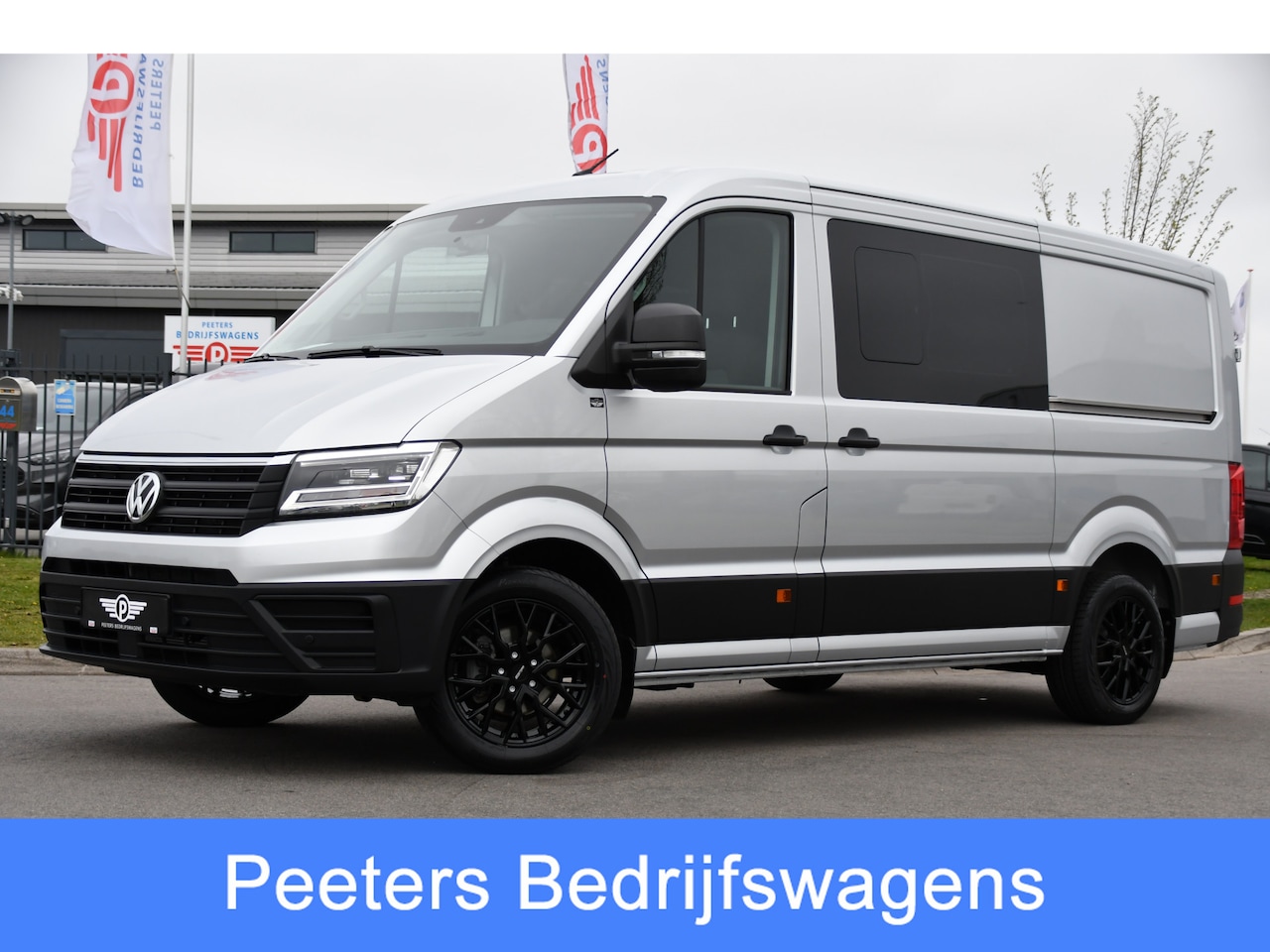 Volkswagen Crafter - 35 2.0 TDI L3H2 DC Highline PB Edition Camera, Caplay, LED, 177pk, 2 x Schuifdeur, Clima, - AutoWereld.nl