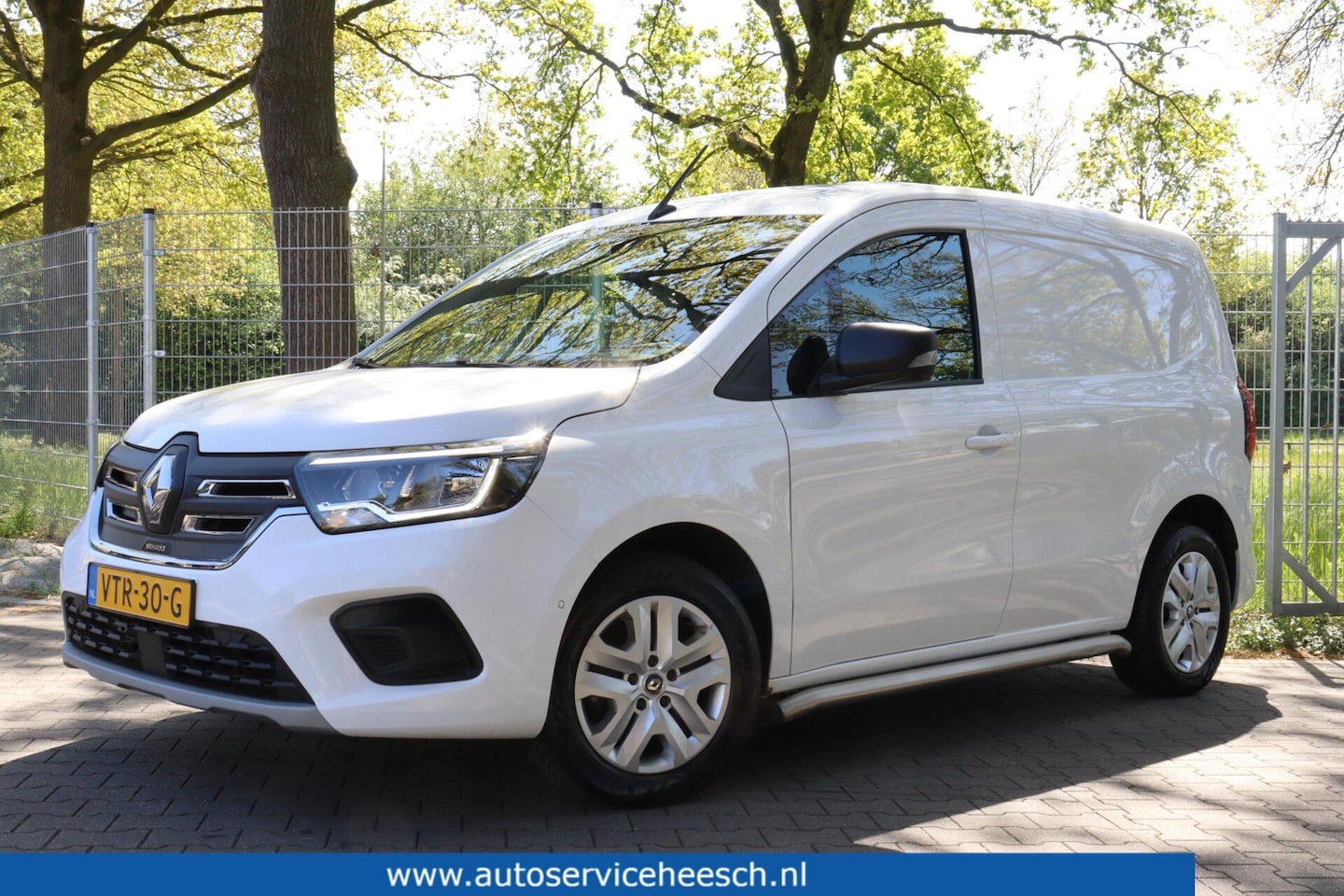 Renault Kangoo E-Tech - 44kWh l AIRCO l CLIMA l CAMERA l CRUISE CONTROL - AutoWereld.nl