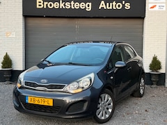 Kia Rio - 1.2 CVVT Airco/5drs/USB/Zeernetjes