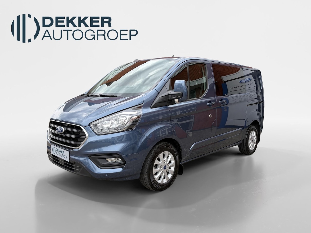 Ford Transit Custom - dubbele cabine 320 2.0 TDCI L1H1 Limited - AutoWereld.nl