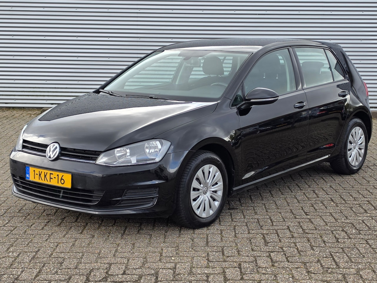Volkswagen Golf - 1.6 TDI Automaat 1Ste Eigenaar Dealer Onderhouden - AutoWereld.nl