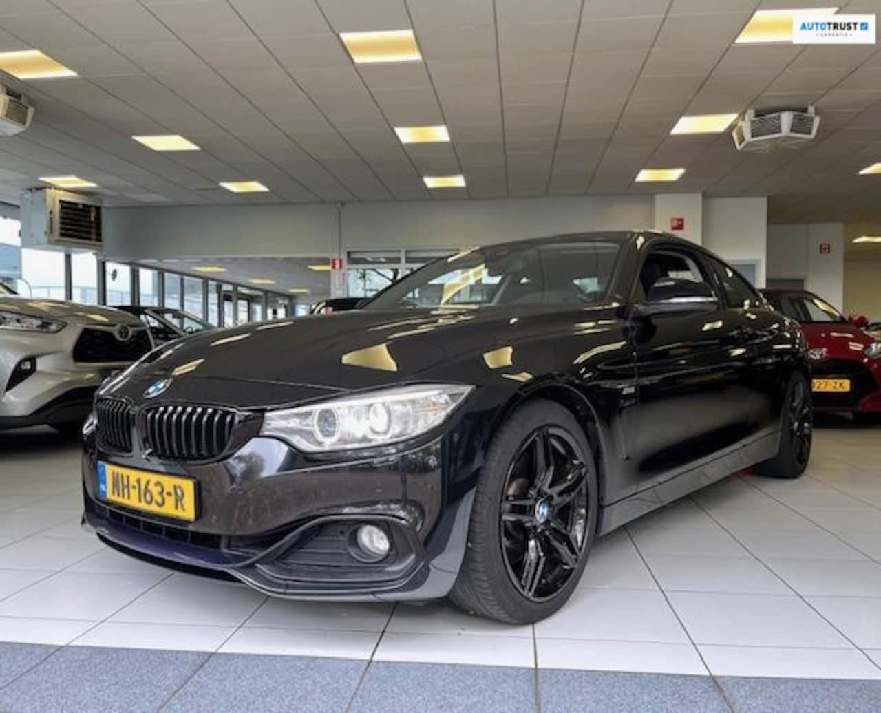 BMW 4-serie Coupé - 435i M Sport/306 PK/Navi/Leder/Automaat - AutoWereld.nl