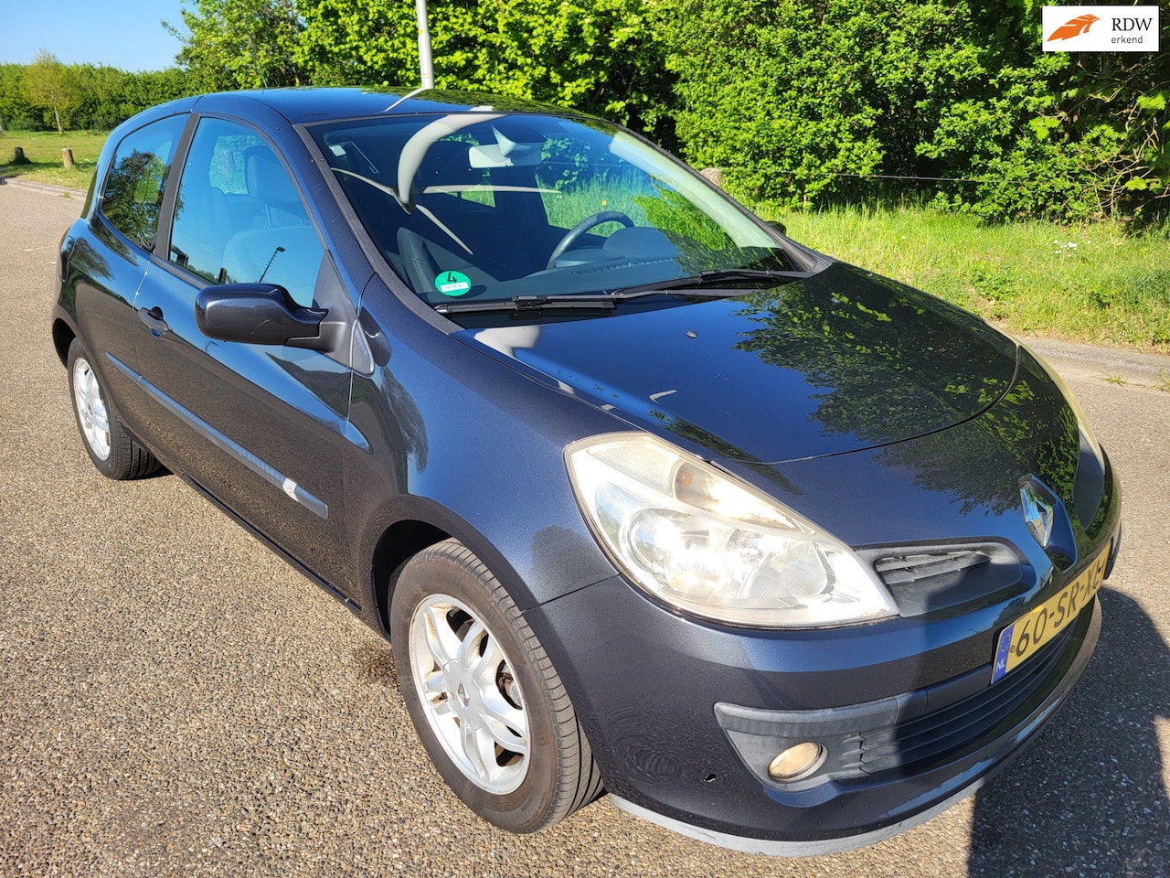 Renault Clio - 1.6-16V APK NIEUW Cruise control - AutoWereld.nl