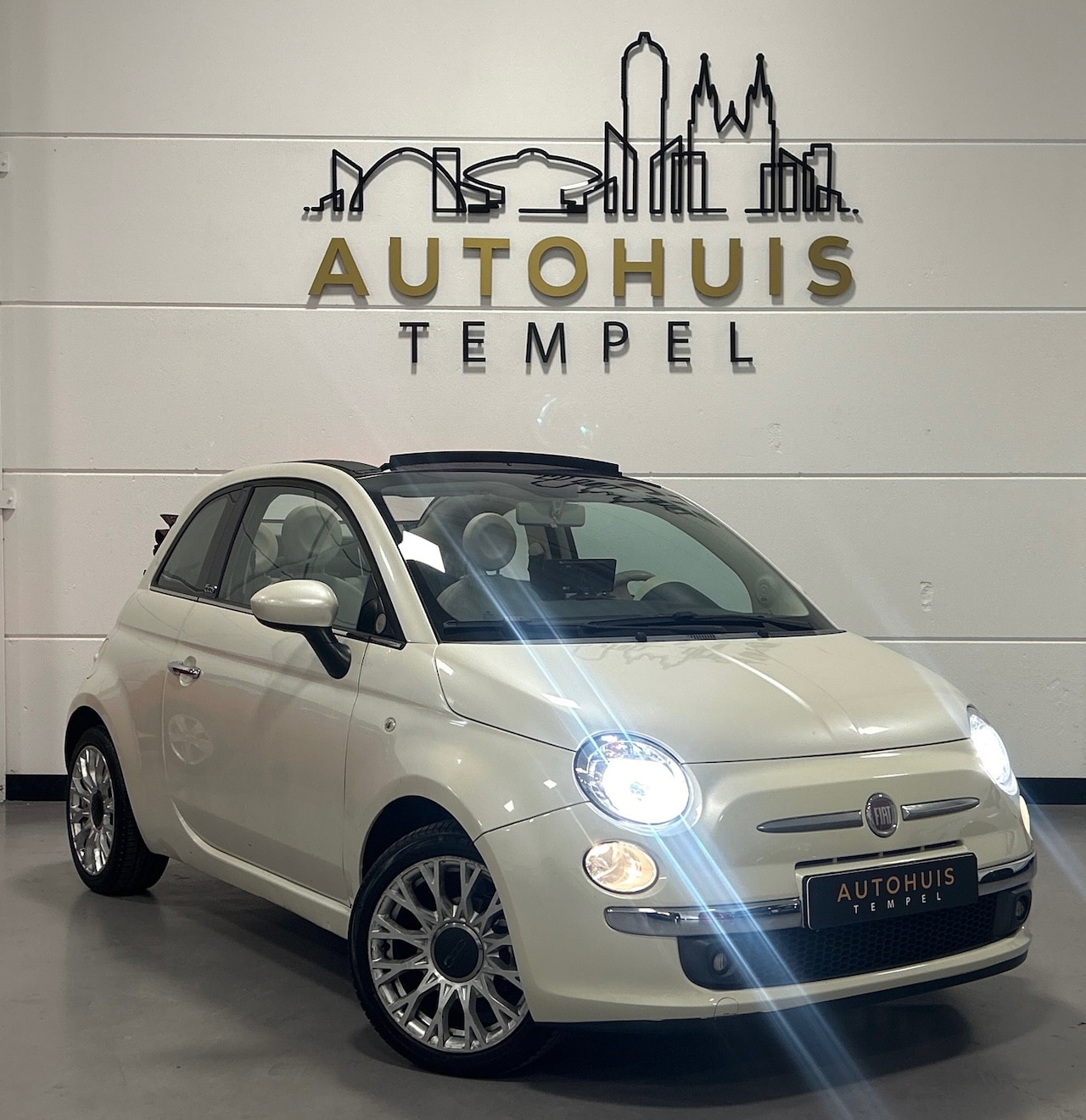 Fiat 500 C - 1.2 Lounge Cabrio Carplay Airco Parkeersensoren Leder/Stof Isofix Nwe Apk 16Inch - AutoWereld.nl