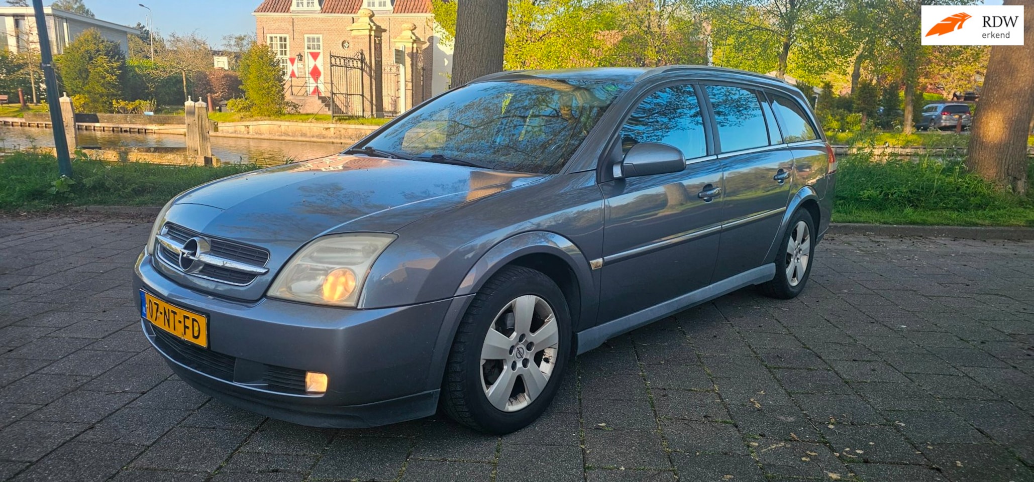 Opel Vectra Wagon - 2.2-16V Elegance automaat - AutoWereld.nl