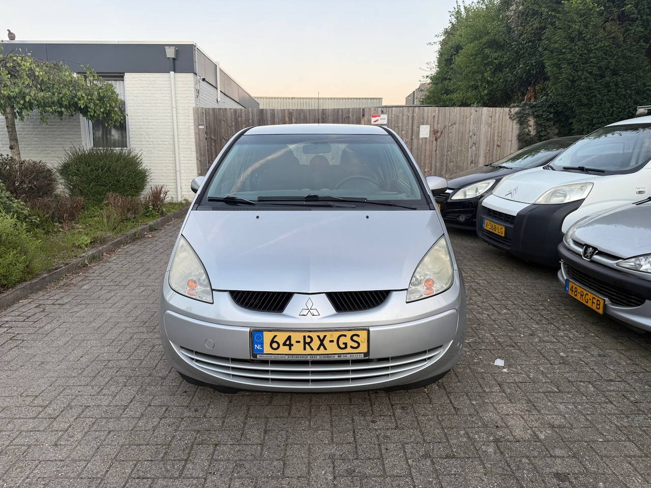 Mitsubishi Colt - 1.3 Invite - AutoWereld.nl