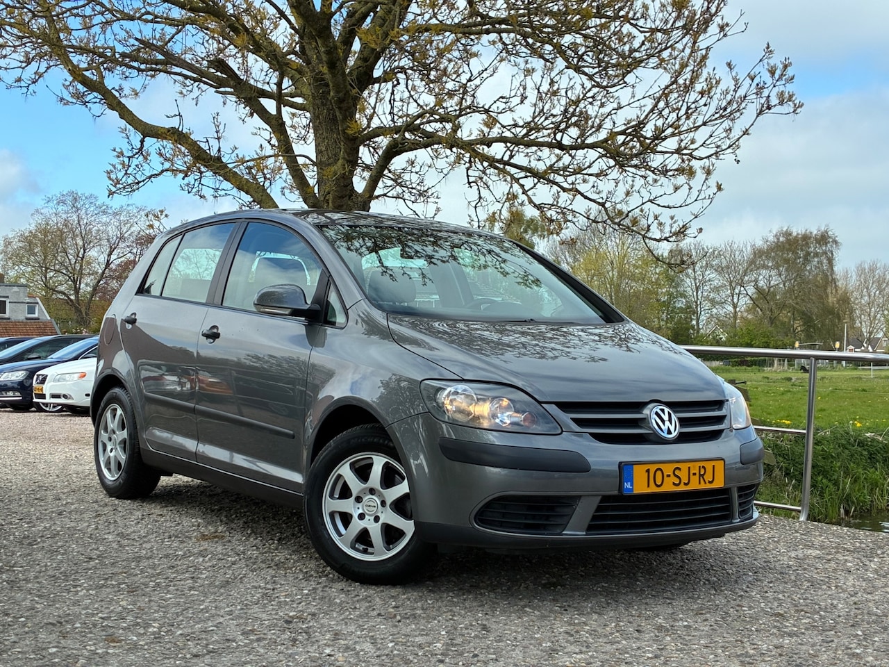 Volkswagen Golf Plus - 1.6 FSI Comfortline Business | "124.000 KM'' + Airco + 5-drs Nu € 3.975,-!!! - AutoWereld.nl