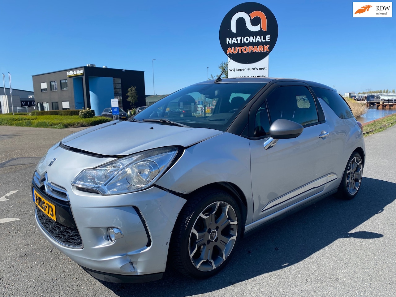 Citroën DS3 Cabrio - | 2013 | 1.6 THP Sport Chic | APK - AutoWereld.nl