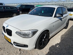 BMW 1-serie - | 2012 | 118d Business | Top Auto | APK