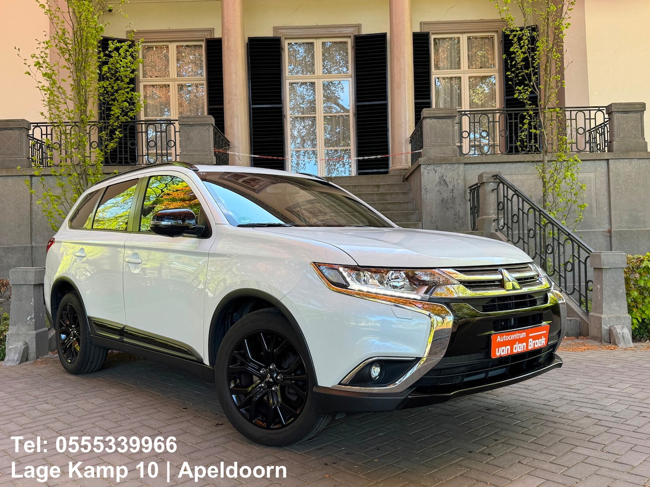 Mitsubishi Outlander - 2.0 4WD BLACK LINE 7P Automaat Carplay Sch-Dak Navi Camera Full Options - AutoWereld.nl