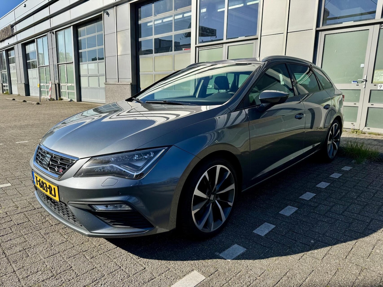 SEAT Leon ST - 1.4 EcoTSI FR 1.4 EcoTSI FR - AutoWereld.nl