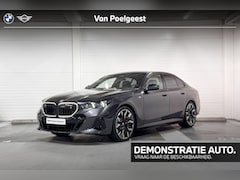 BMW i5 - Sedan eDrive40 | M-Sport Pro | Travel Pack | Innovation Pack | Comfort Pack | Driving Assi