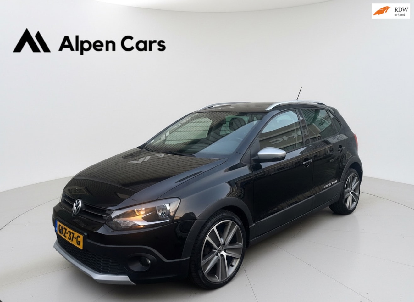 Volkswagen Polo - 1.2 TSI Cross Airco / Stoel verwarming / Trekhaak / APK 04-2027 - AutoWereld.nl