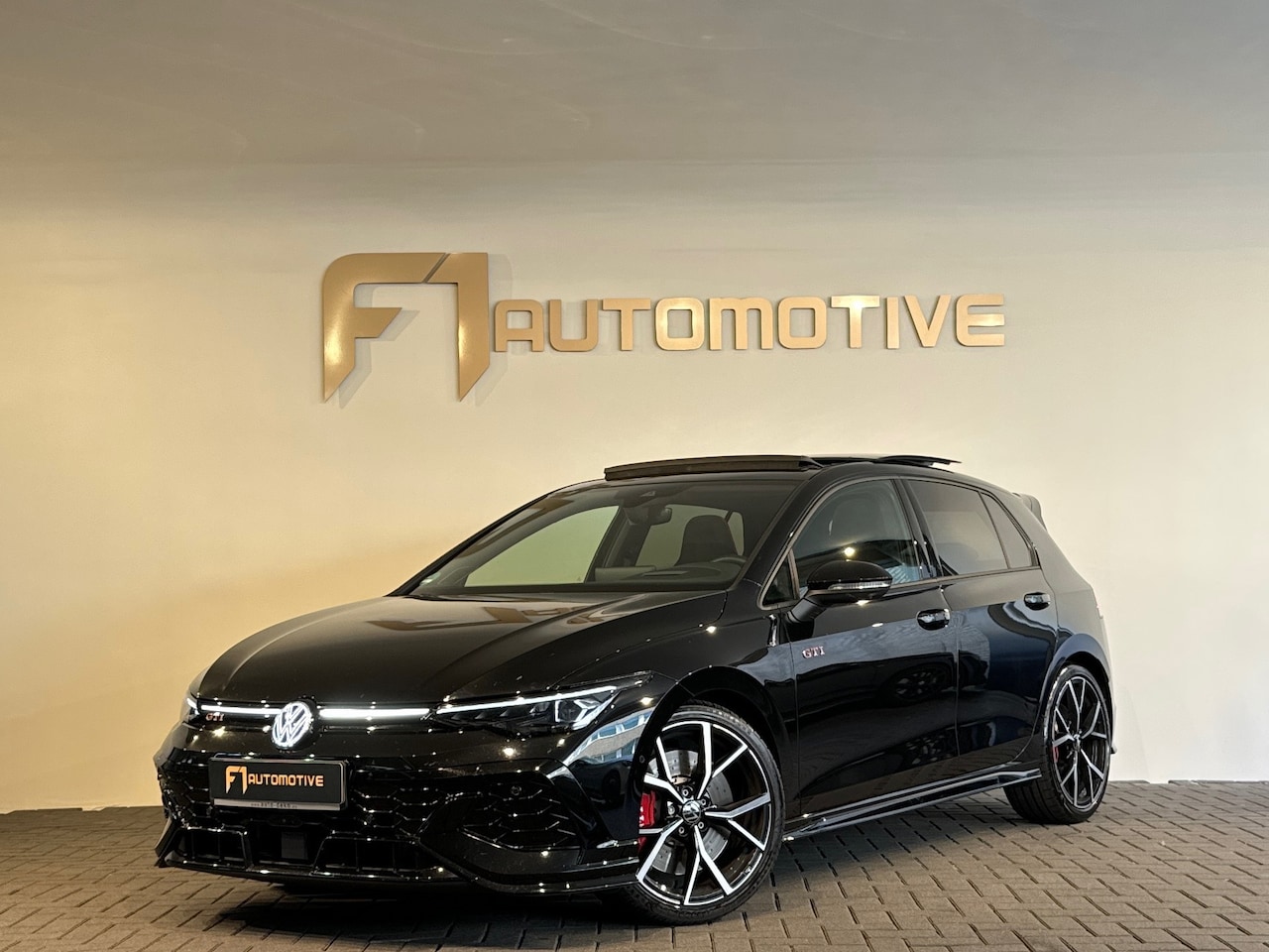 Volkswagen Golf - 2.0 8.5 TSI GTI Clubsport Pano|HuD|H/K|360Cam - AutoWereld.nl