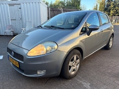 Fiat Punto - 1.4-16V YOUNG
