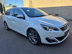 Peugeot 308 - ALLURE Pano, leer