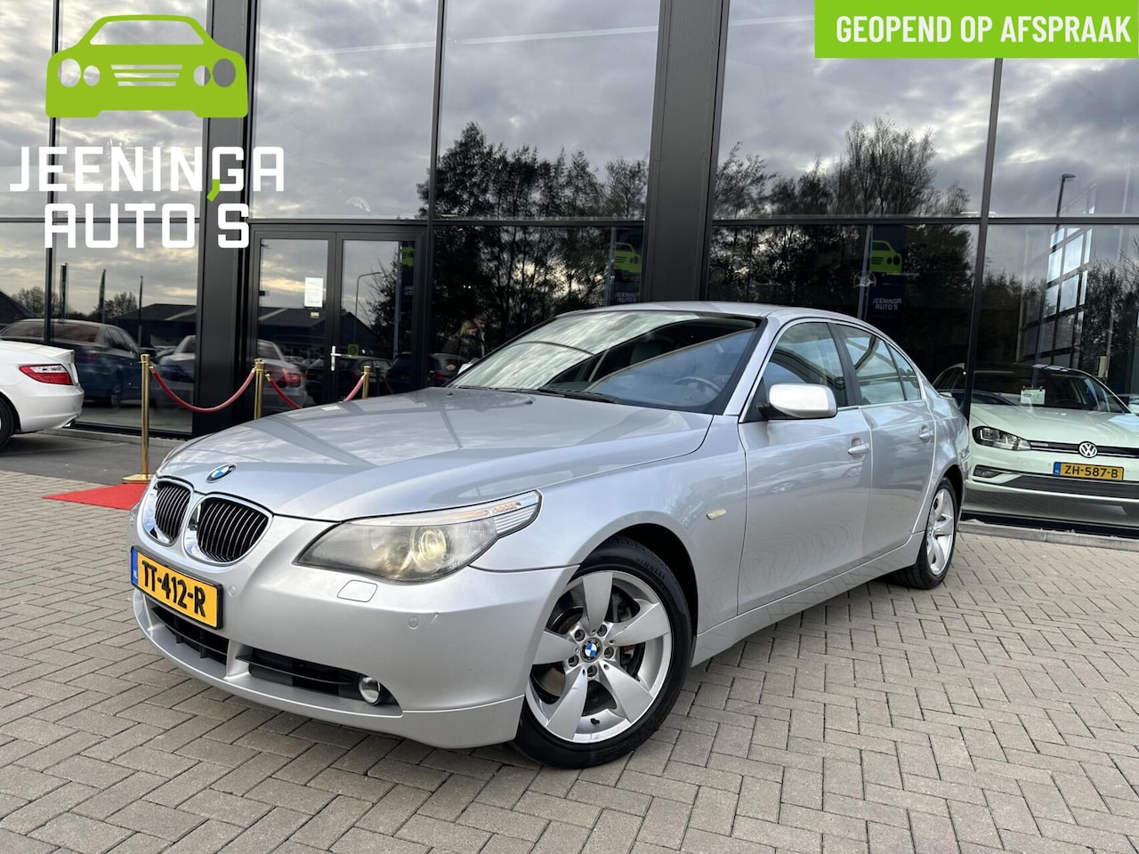 BMW 5-serie - 530i|Navi|Clima|Leer - AutoWereld.nl