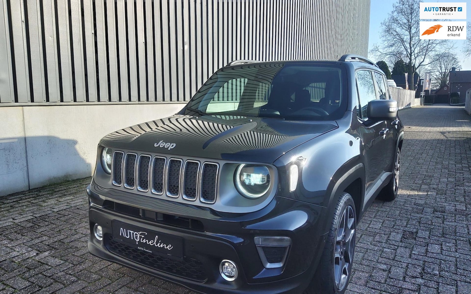 Jeep Renegade - 1.0T Freedom|CarPlay®ALL OPTIONS|afn.trekhaak - AutoWereld.nl