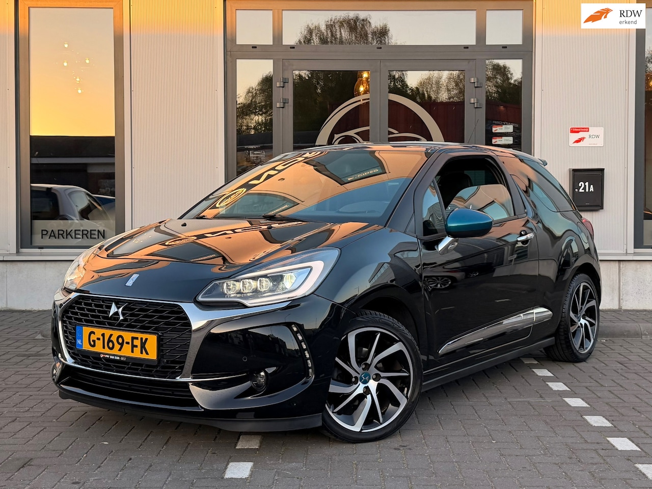 DS 3 - 1.2 PureTech Business|Camera|Navi|Cruise - AutoWereld.nl