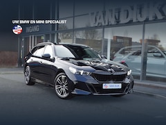 BMW 5-serie Touring - 520i M Sportpakket Elek.Trekhaak Pano.Dak Driv.Ass. Plus Stoelventilatie Live Cockpit Pro.