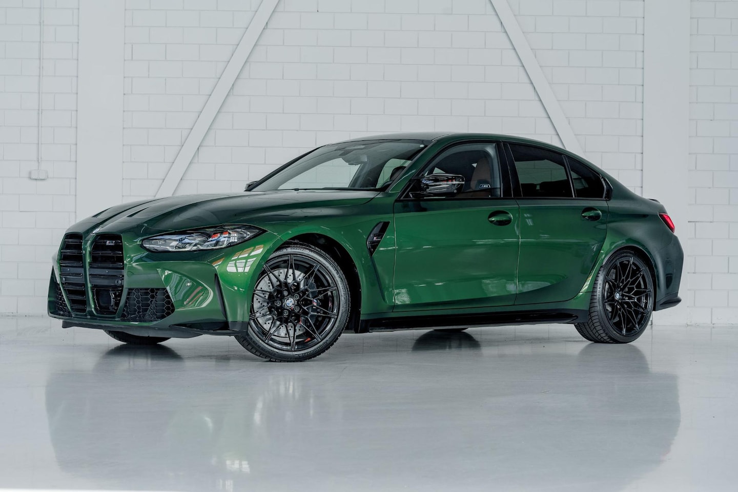 BMW M3 - Competition *Anglesey Green Individual* | Carbon | Harman Kardon | - AutoWereld.nl