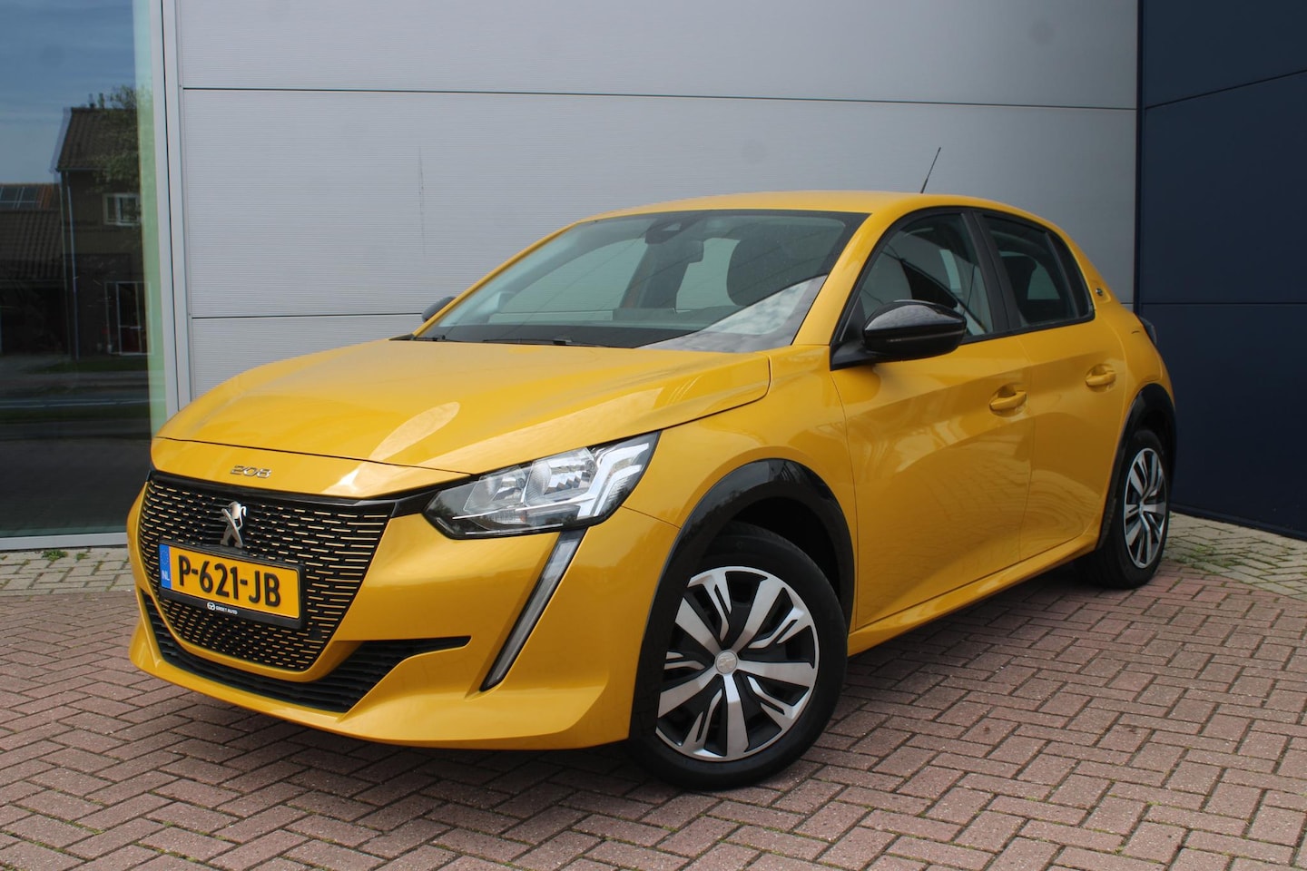 Peugeot e-208 - EV Active 50 kWh Automaat SOH 92,7% Airco Cruise Carplay 1e eigenaar dealer onderhouden - AutoWereld.nl
