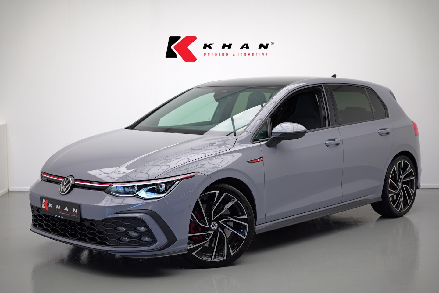 Volkswagen Golf - 2.0 TSI GTI |Carplay|IQ.Light|Dodehoek| - AutoWereld.nl