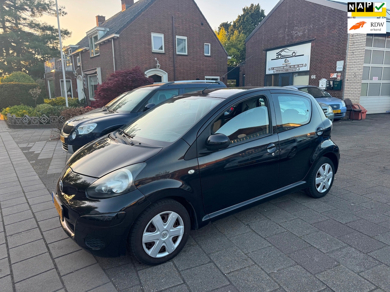 Toyota Aygo - 1.0-12V Comfort | Zeer goed onderhouden! - AutoWereld.nl