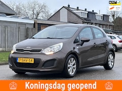 Kia Rio - 1.2 CVVT Comfort Pack 5DR*Apple/Carplay*Navigatie*Airco*NAP*LM velgen