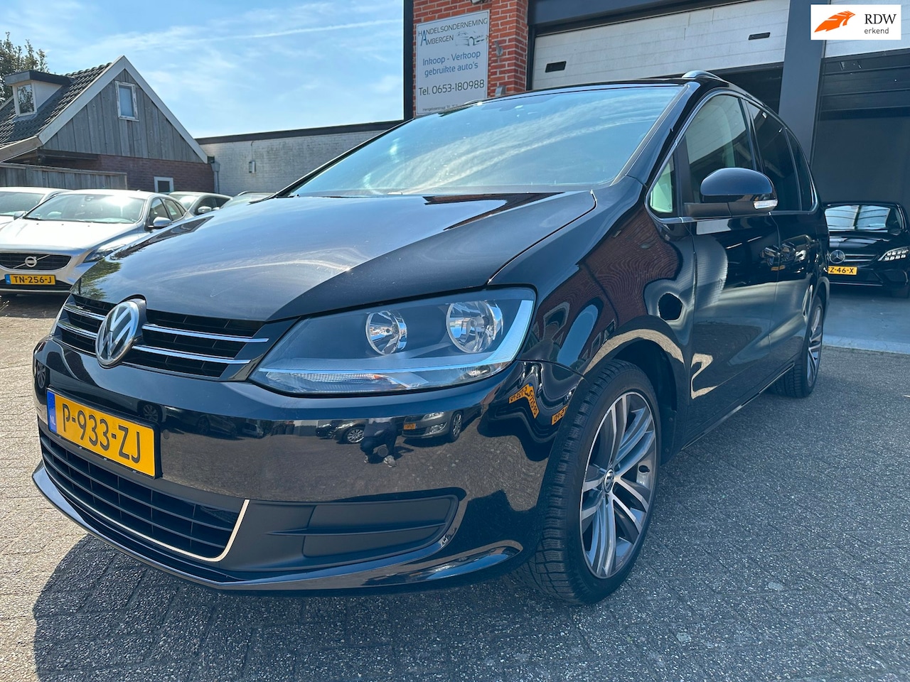 Volkswagen Sharan - 1.4 TSI Exclusive Series 7 pers AUTOMAAT-PANORAMADAK-NAVI-CRUISE-ACHTERUITRIJCAMERA - AutoWereld.nl
