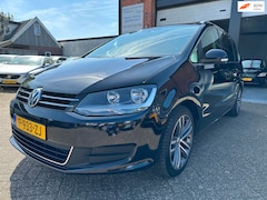Volkswagen Sharan - 1.4 TSI Exclusive Series 7 pers AUTOMAAT-PANORAMADAK-NAVI-CRUISE-ACHTERUITRIJCAMERA