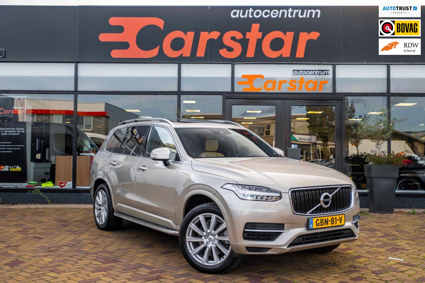 Volvo XC90 - 2.0 T8 Twin Engine AWD Inscription|PANO|LEDER|CAMERA|CARPLAY - AutoWereld.nl