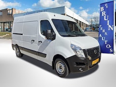 Nissan Interstar - 2.3 dCi 150Pk / 110Kw L2/H2 Airco Cruise Achteruitrijcamera Trekhaak 2500 Kg