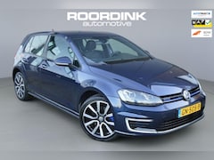 Volkswagen Golf - GTE|Clima|Camera|Navi|2e eigenaar