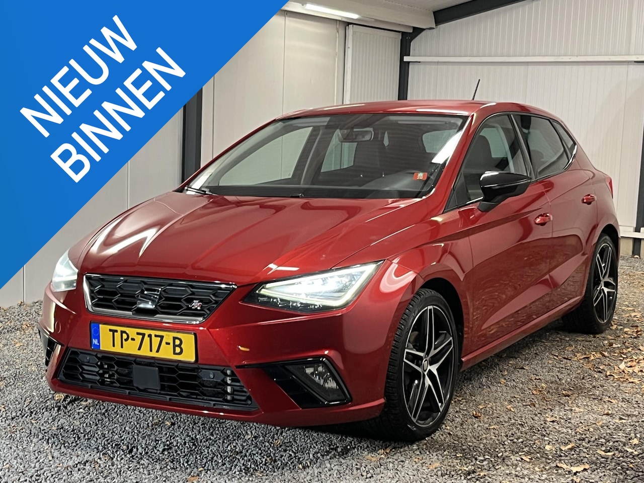 SEAT Ibiza - 1.0 TSI FR Business Intense ''DESIRE RED MT'' ALCANTARA NAVI FULL MAP CRUISE ADAPT. LED VE - AutoWereld.nl