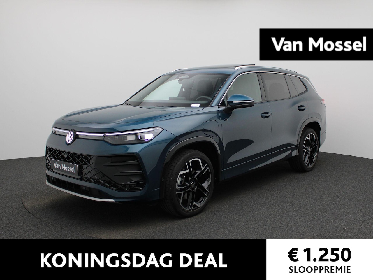 Volkswagen Tayron - 1.5 eHybrid R-Line Edition 272 PK | SoH 100% | Panoramadak | Trekhaak | Lederen Stoelen Me - AutoWereld.nl