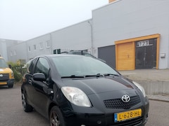Toyota Yaris - 1.0 VVTi +