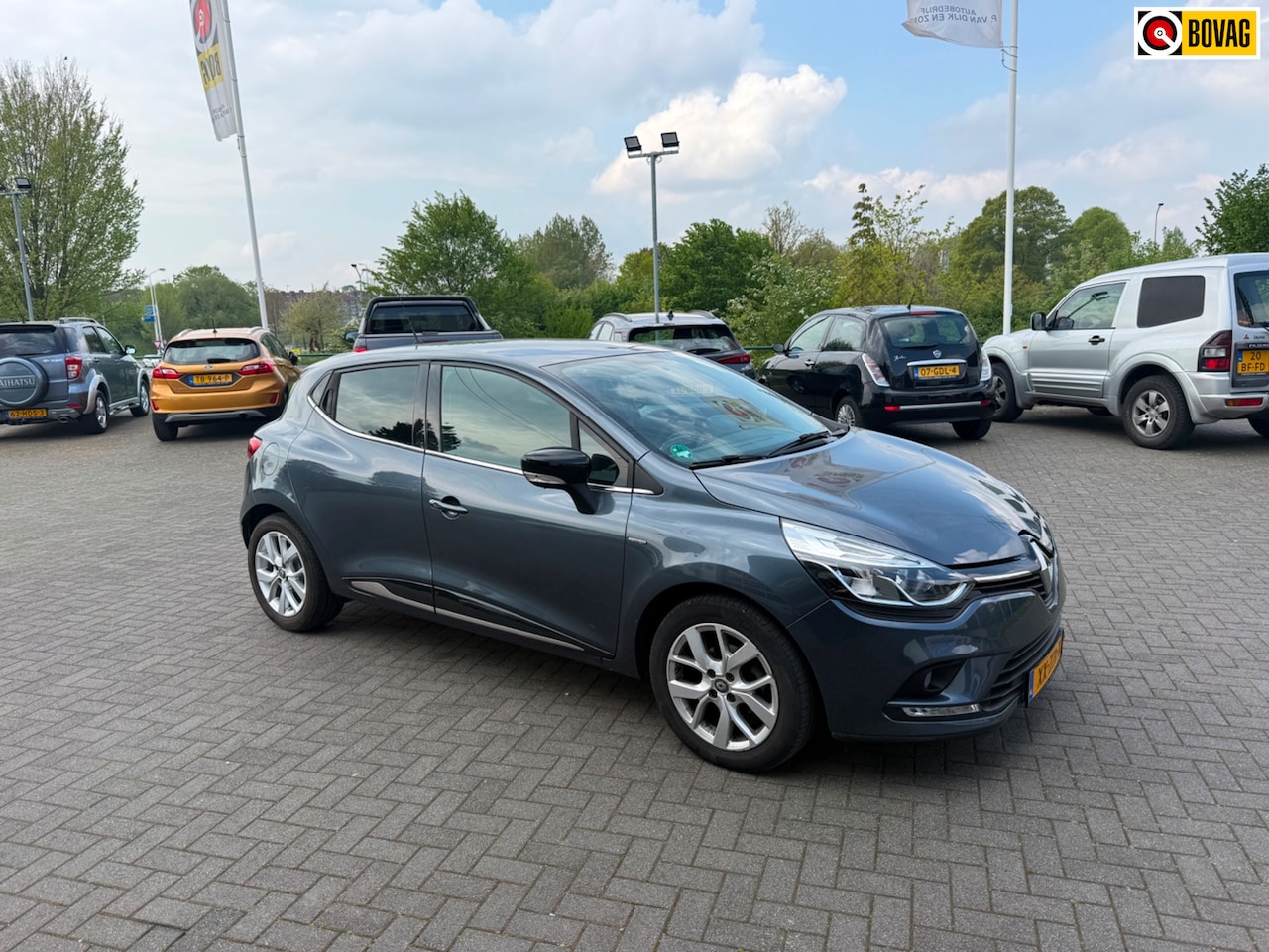 Renault Clio - 0.9 TCe Limited 0.9 TCe Limited - AutoWereld.nl