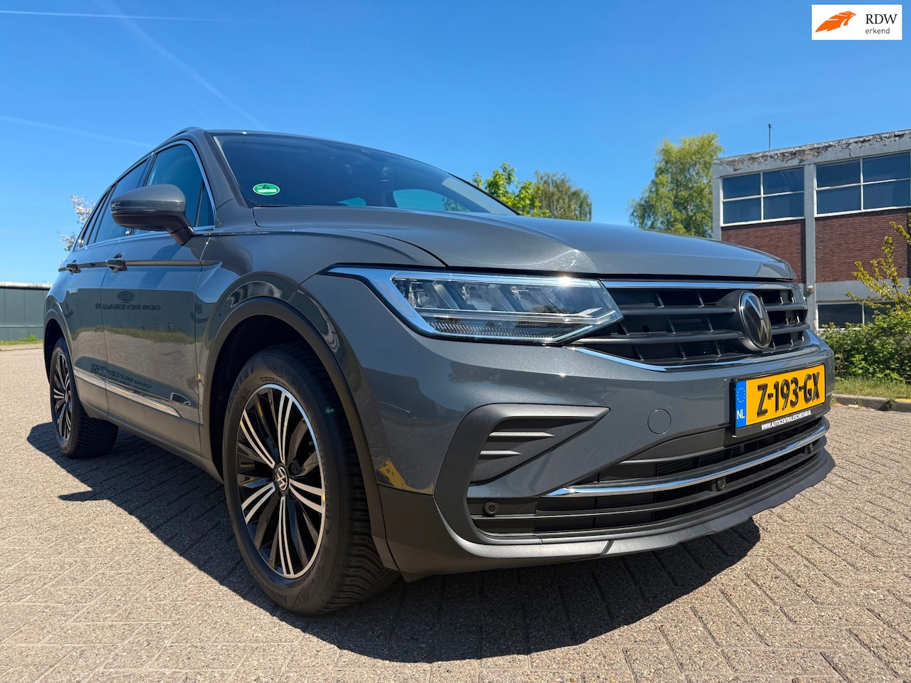 Volkswagen Tiguan - 1.5 TSI Business_Line_AUTOMAAT_NAVI__AKTIE PRIJS!! - AutoWereld.nl