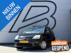Ford Fiesta - 1.3 Style 2e Eigenaar|Trekhaak|N.A.P|APK tot 08-2026