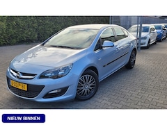 Opel Astra - 1.4 Turbo Design Edition 75525km NAP
