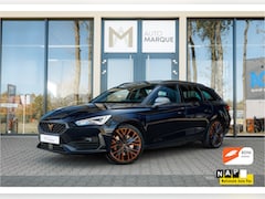 CUPRA Leon Sportstourer - 1.4 e-Hybrid VZ 245PK Aut. | Copper Edition | Panoramadak | 19" LM Velgen | Achteruitrijca