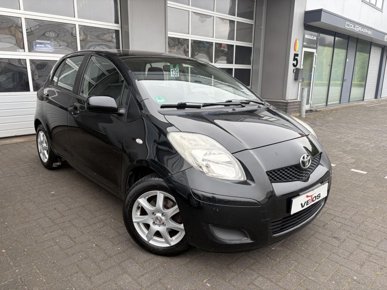 Toyota Yaris - 1.0 VVTi Cool/ AIRCO/PDC/5DRS - AutoWereld.nl