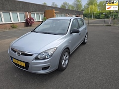 Hyundai i30 - 1.4i Active Airco Boekjes Nap Lage kilometers