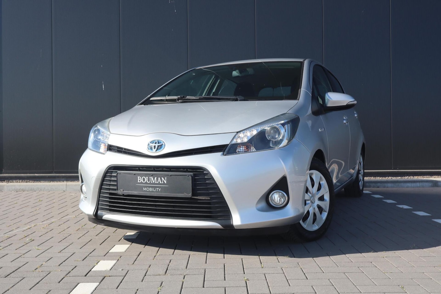 Toyota Yaris - 1.5 Full Hybrid Dynamic 1.5 Full Hybrid Dynamic, AUTOMAAT, CAMERA, NAVI, - AutoWereld.nl