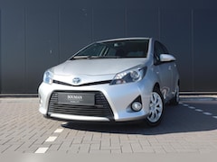 Toyota Yaris - 1.5 Full Hybrid Dynamic, AUTOMAAT, CAMERA, NAVI,