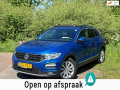 Volkswagen T-Roc - 1.5 TSI / AUTOMAAT / PANO / CAMERA