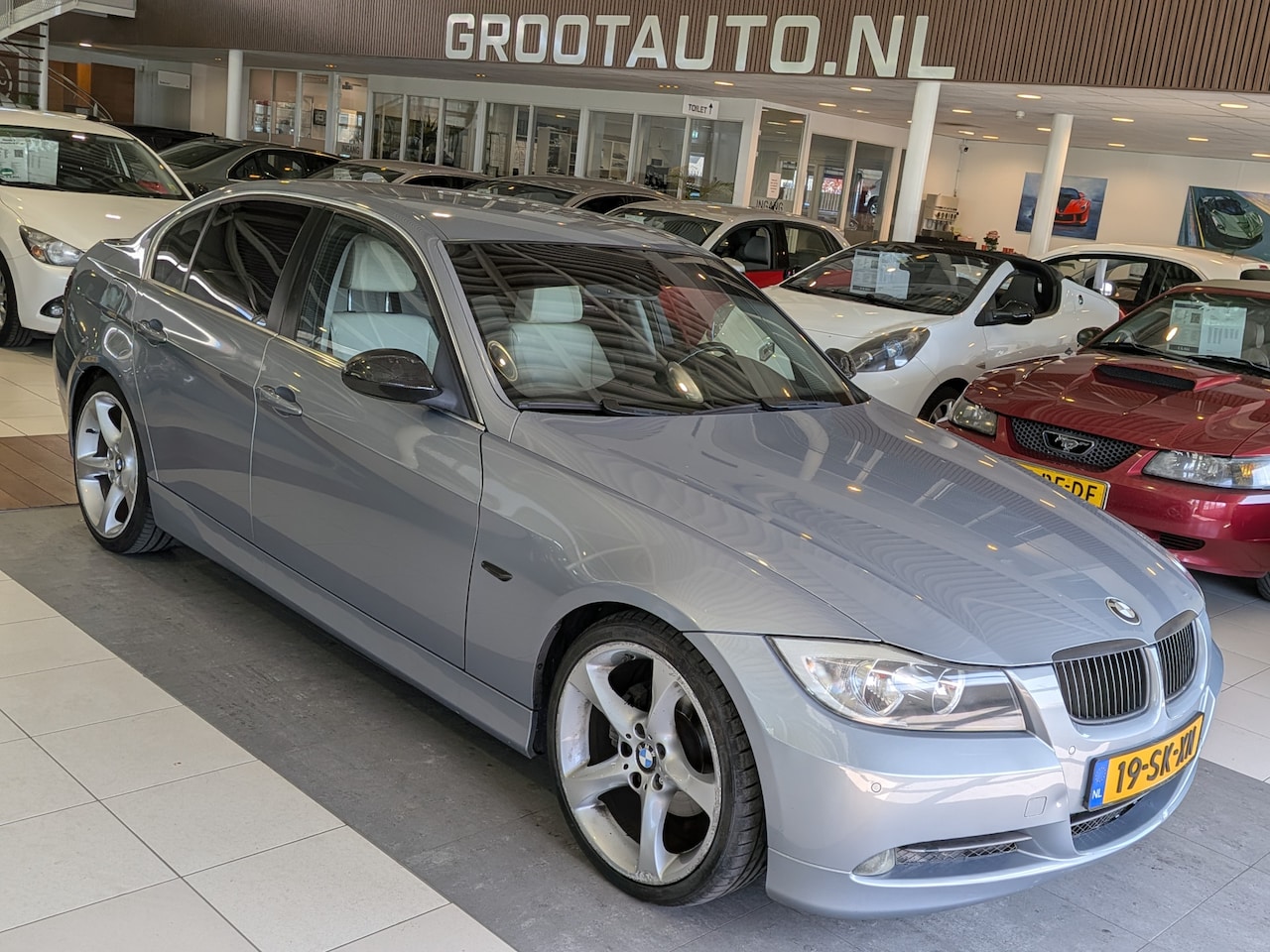 BMW 3-serie - 325i High Executive Automaat Airco, Cruise Control, Stuurbekrachtiging - AutoWereld.nl