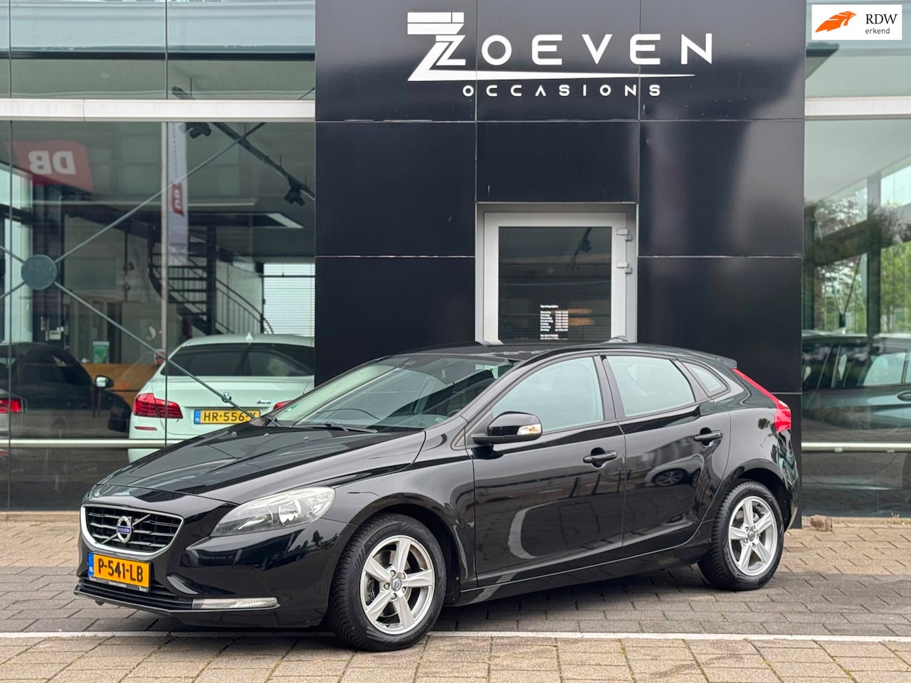 Volvo V40 - 1.6 T2 Kinetic 1.6 T2 Kinetic - AutoWereld.nl